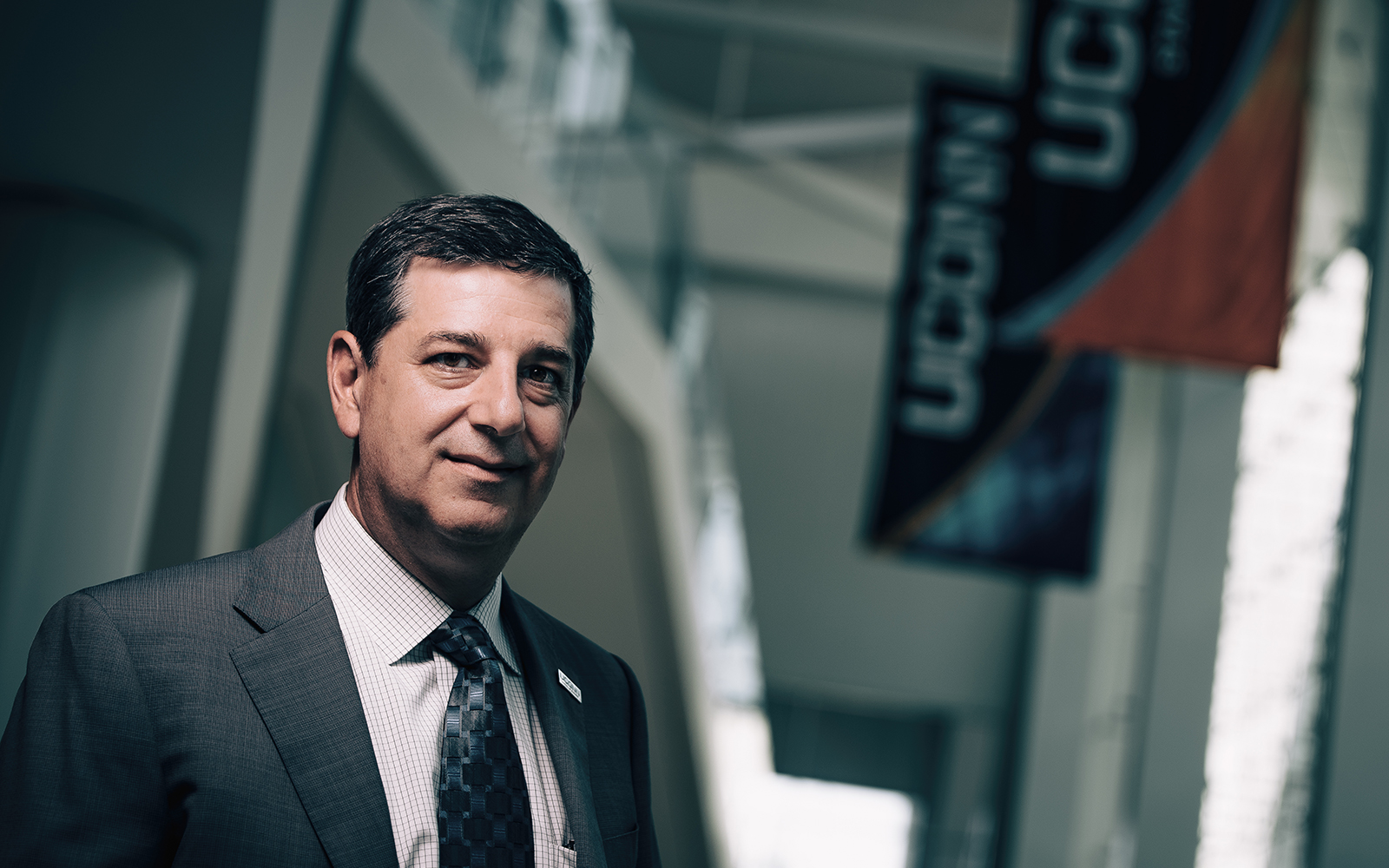 Bill Simon '81, '88 MBA, former Walmart CEO, at the UConn School of Business Stamford campus. (Nathan Oldham/UConn School of Business)