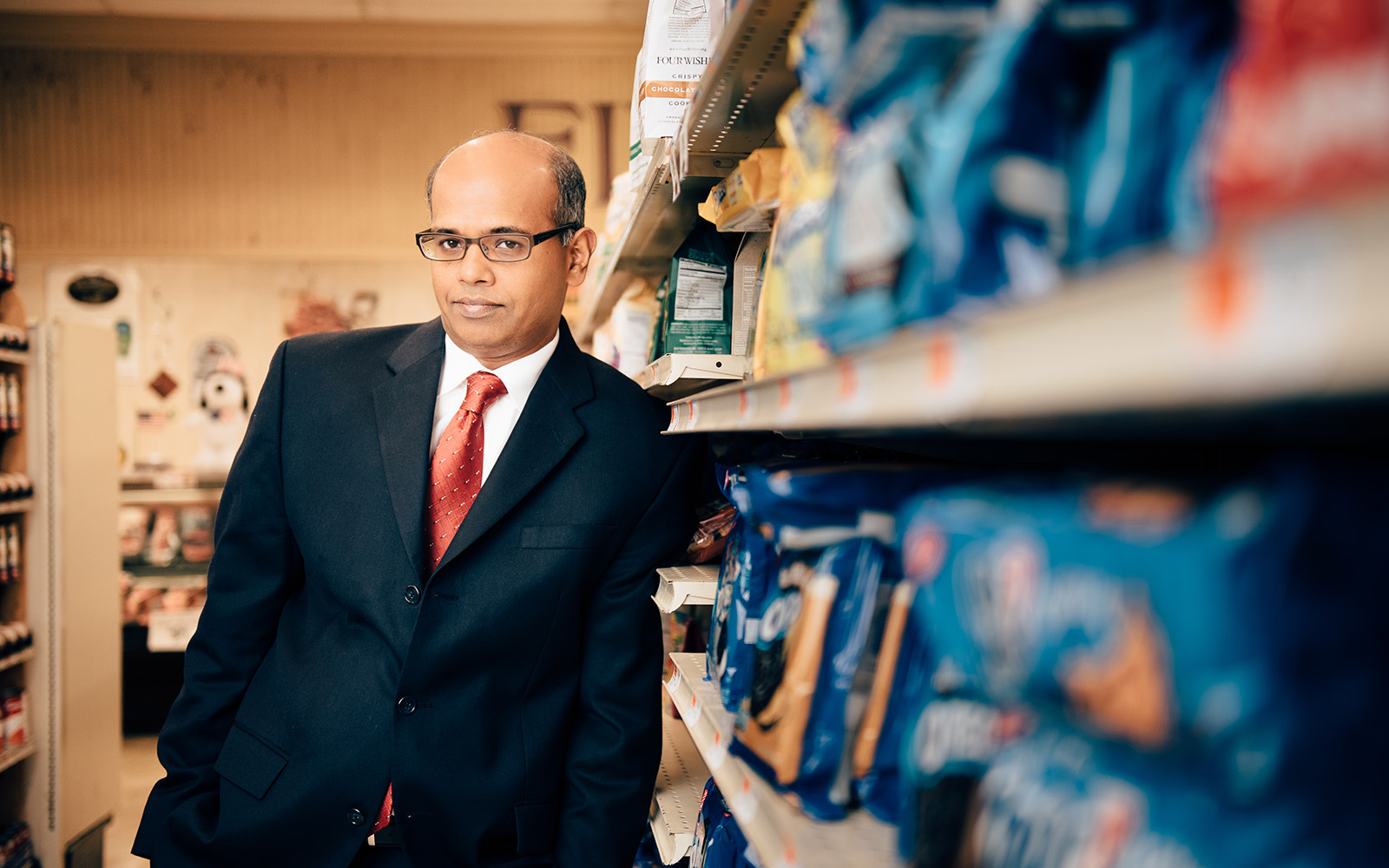 Joseph Pancras, associate professor of marketing, used data on customer traffic, sales per transaction, and profit margin for a total of almost 14,000 transactions over a period of 49 weeks. (Nathan Oldham/UConn School of Business)