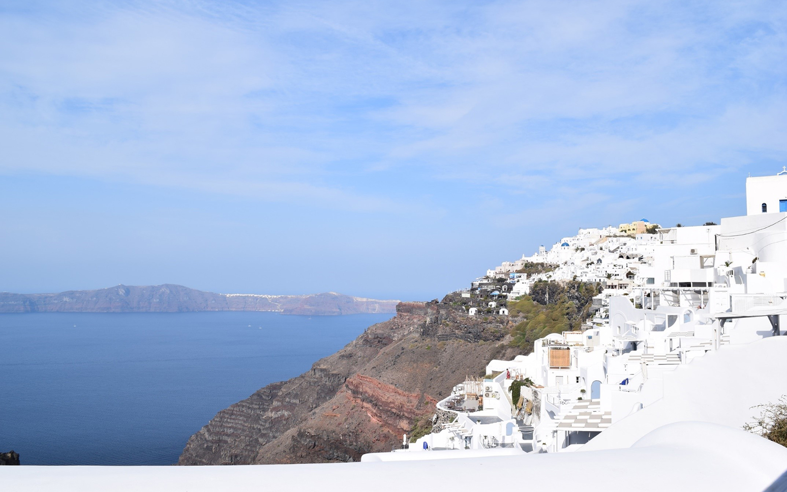 The town of Fira on the Thira Island (Santorini)(Kasia Kolc / UConn School of Business)