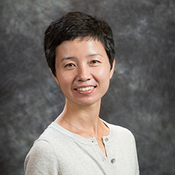 Cuihong Li (Nathan Oldham/UConn School of Business)