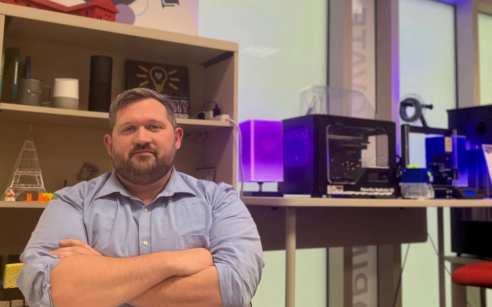 Professor Jon Moore in the OPIM Innovate Lab (Contributed Photo)